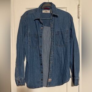 Levi Strauss Classic Blue Denim button-down Shirt. Size M